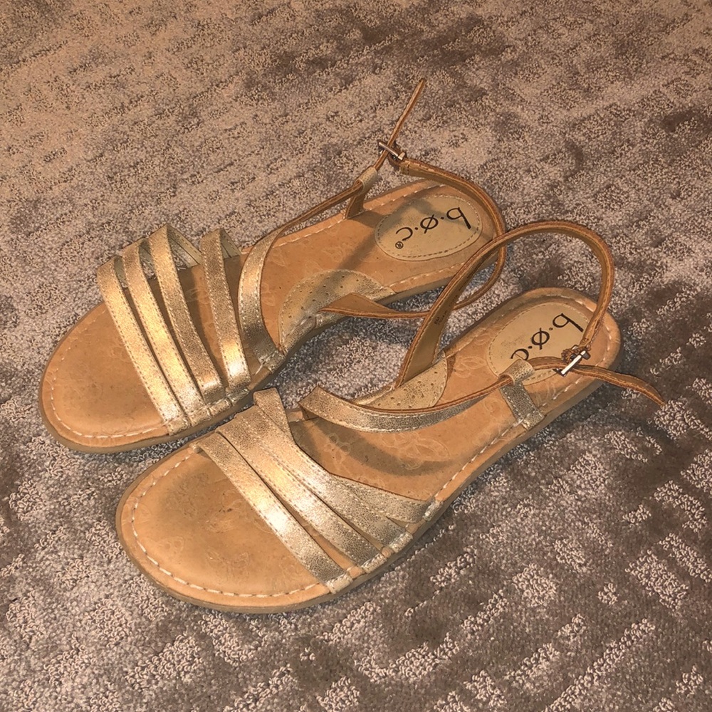 COPY - Women’s Size 8 boc sandals